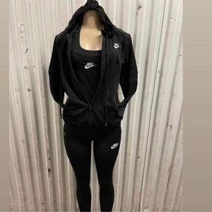 Nike Black Sweatsuit